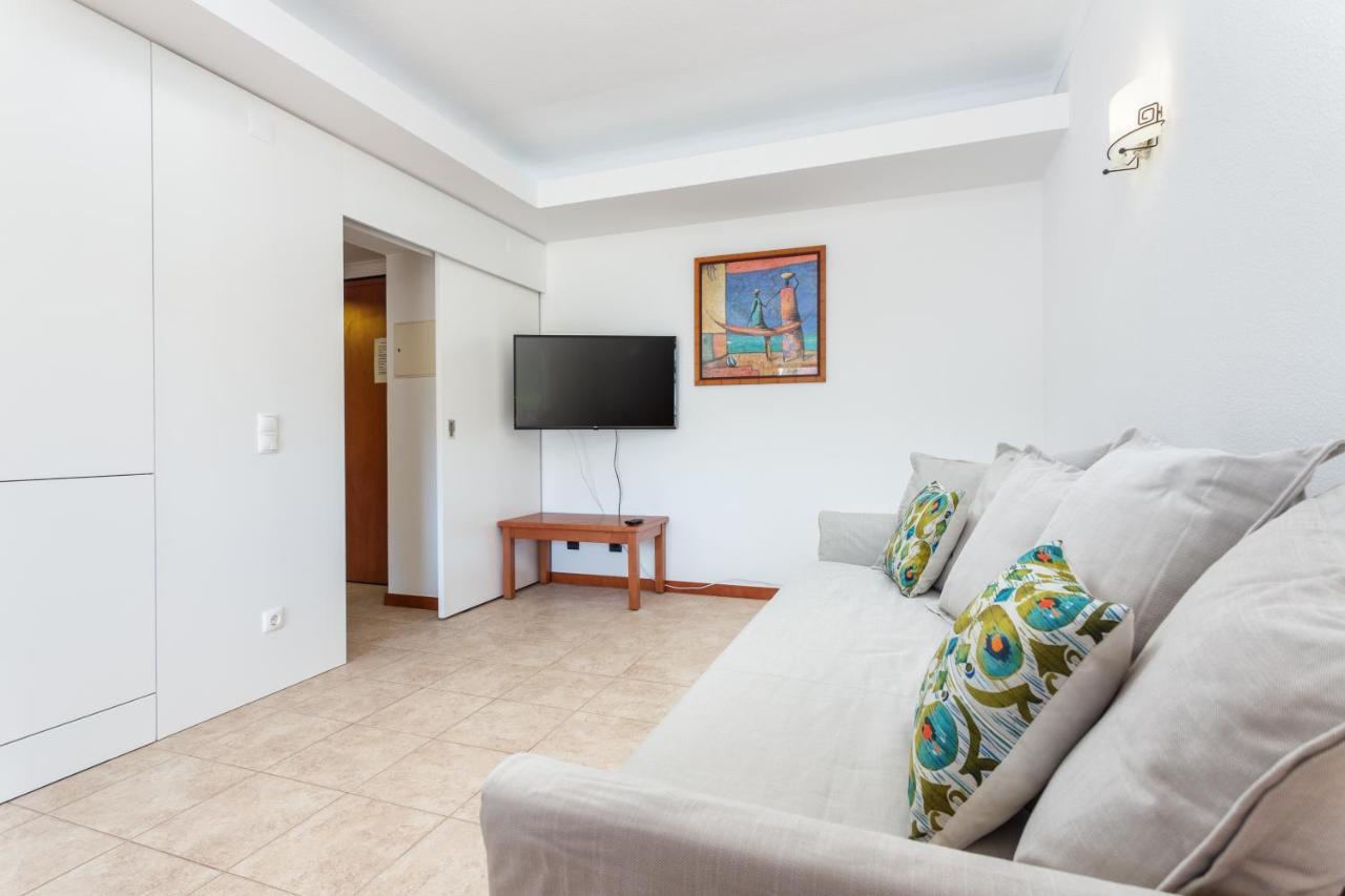 Host Wise - Bright Cozy Flats W Terrace & Pool Apartman Quarteira Kültér fotó