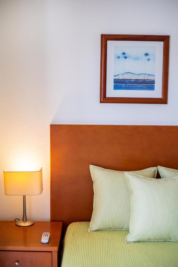 Host Wise - Bright Cozy Flats W Terrace & Pool Apartman Quarteira Kültér fotó